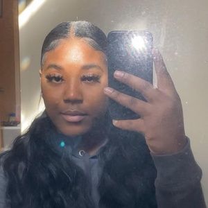 Meet your Posher, Jenell